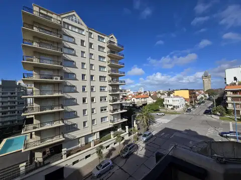 Departamento en Alquiler en Varese, $ 880.000