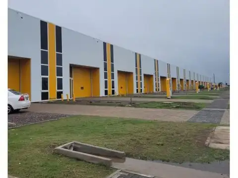 Galpon en Alquiler en Funes, USD 2.500