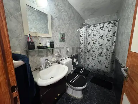 Departamento 5 ambientes con 1 baño