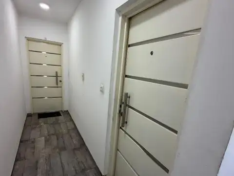 Departamento en Alquiler en Villa Luzuriaga, $ 550.000