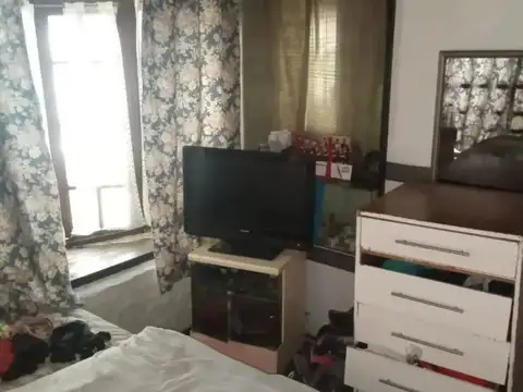 VENTA DE CASA DE 5 AMBIENTES EN VILLA DEL PARQUE