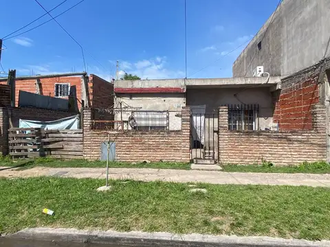 VENTA CASA 3 AMBIENTES RAFAEL CASTILLO