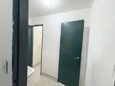 Galpon en Venta 26  mts Fondo
