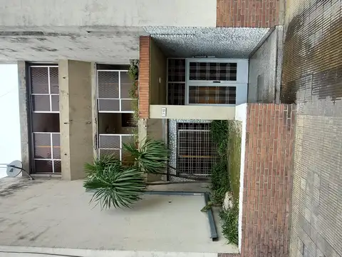 Departamento en Alquiler en Lomas del Mirador, $ 750.000