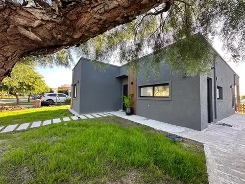 Departamento en el emprendimiento CASAS PREMIUM PILAR DEL ES