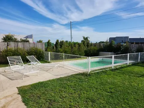 Propiedad de 4 ambientes en Barrio San Ramiro, Pilar del Este