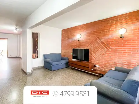 Casa 4 dormitorios Venta - Olivos-Maipu/Uzal