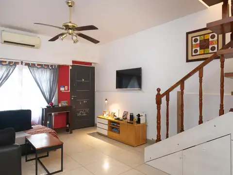 Depto Tipo Casa en Venta de 2 dormitorios
