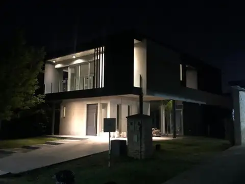 Casa en Venta en Altos de Hudson II, USD 550.000