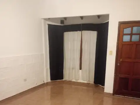 Departamento en Alquiler en Ramos Mejia Sur, $ 860.000