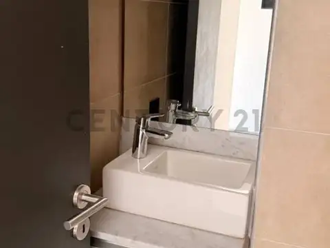 Adolfo calle , Piso 3