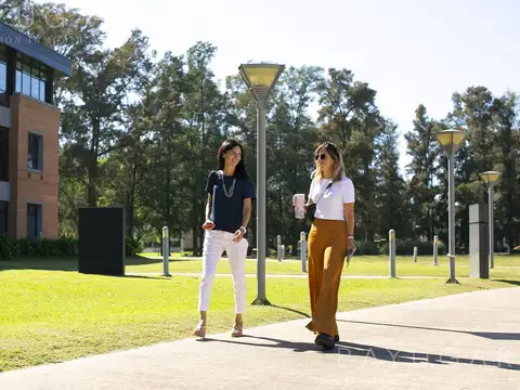 Terreno en Alquiler de 1209,0 m2