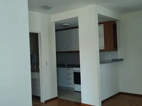 Departamento en Alquiler en Belgrano R, $ 900.000