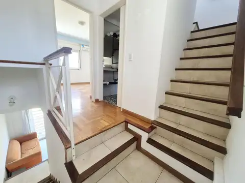 Depto Tipo Casa en Venta en Belgrano R, USD 115.000