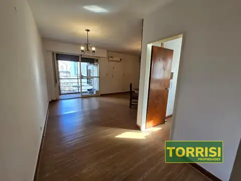 San Juan 2700, Piso 3