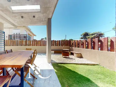 Departamento PH en venta en Mar de Ostende 3 dormitorios Cochera