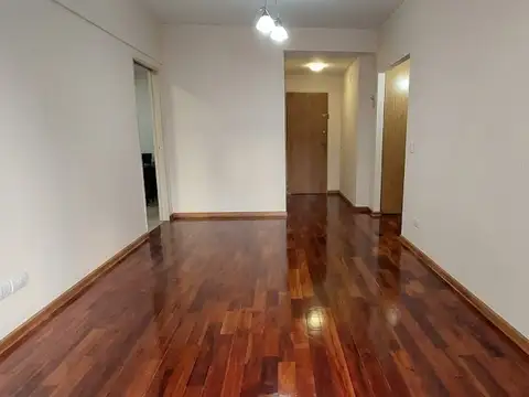 Departamento en Alquiler en Almagro, $ 900.000