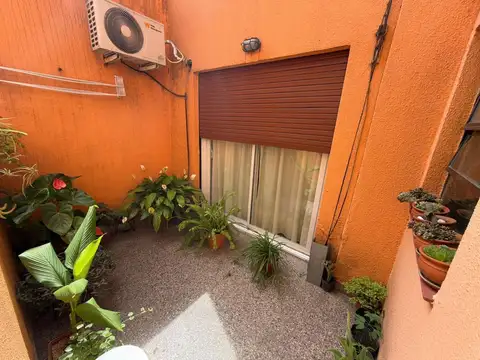 Venta | Departamento 4 ambientes con balcón y patio | Saavedra