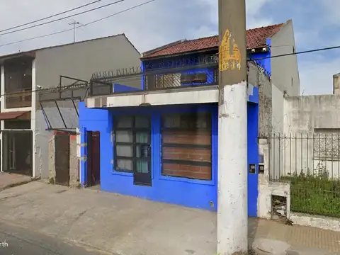 Avenida la Plata e/ La Rioja y Catamarca