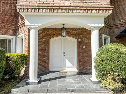 Casa en venta en El Establo