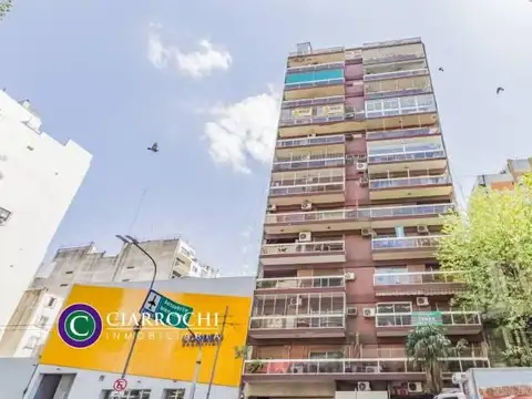 Semipiso Apto Profesional con Cochera Fija