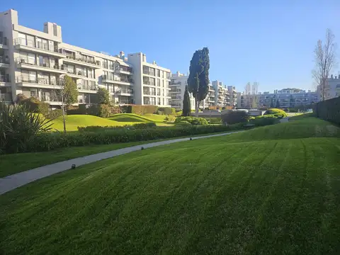 Departamento en Alquiler en Arboris Las Lomas, USD 1.900