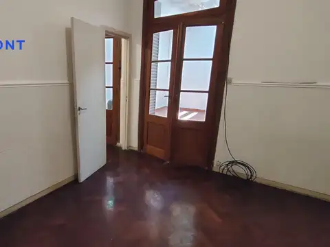 Depto Tipo Casa en Venta en Boedo, USD 78.000