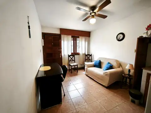 Apartamento 1 dormitorio centrico, amoblado.