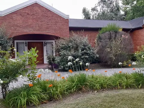 Chacras de Open Door casa en venta lote 4000