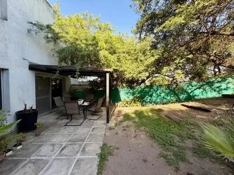 Casa en Alquiler El Rodeo Country pileta jardin quincho