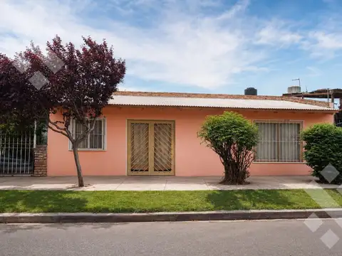 En Venta | Casa de 3 Dormitorios | Barrio Los Aromos | Plottier