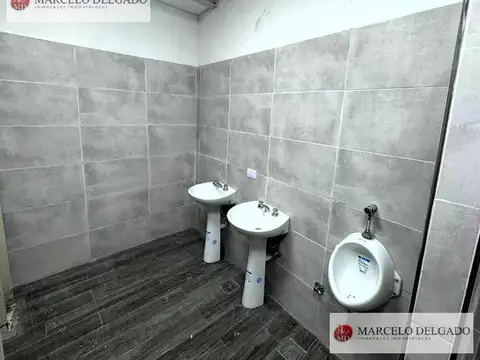 Galpón deposito 660 m2 en Paternal