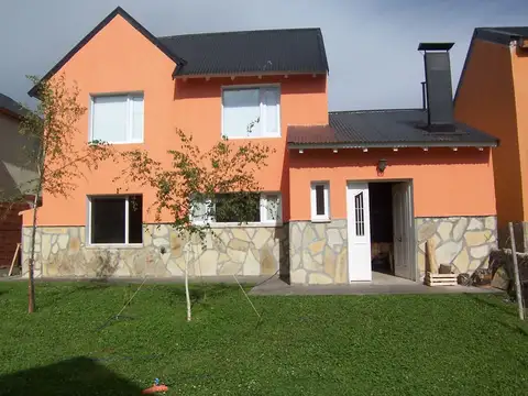 VENTA CASA 3 DORMITORIOS EN CAVIAHUE