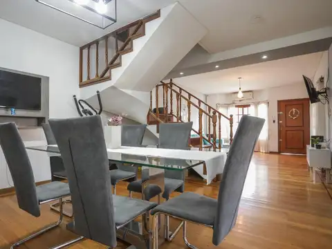 Casa en Venta en Villa Adelina, USD 245.000