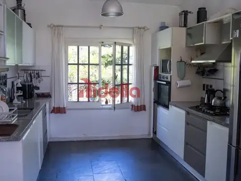 Casa en Venta al Este