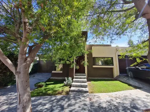 Casa en Alquiler B° El Cortijo