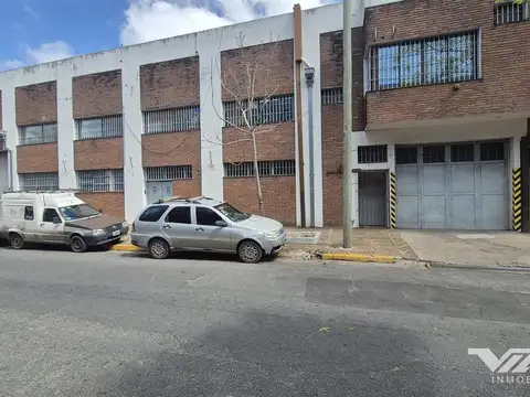 Blanco Encalada  32