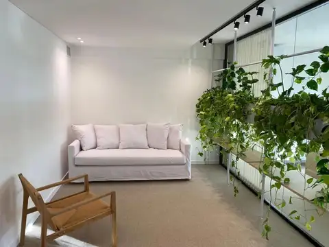 Avenida Del Libertador e/ Matias Sturiza y Corrientes