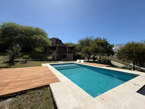 Casa en Venta en 4 Hojas, USD 289.000