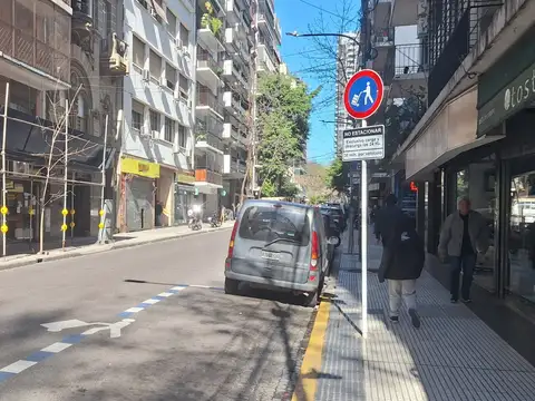 Dos AMBIENTES estratégica ubicación.  Apto profesional