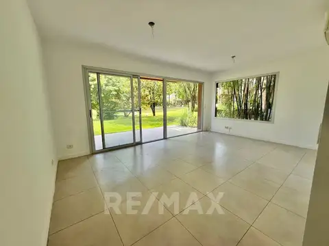 Departamento en Alquiler en Villa del Lago, USD 800