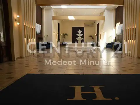 Casa 5 ambientes con 4 baños