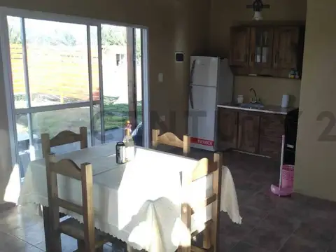 Venta quinta de 3 ambientes con Pileta y Parrila