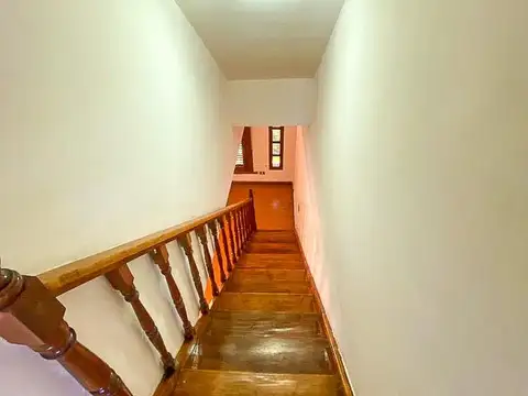 Chalet de 4 ambientes en Barrio Constitución