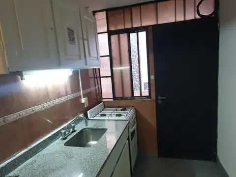 Depto Tipo Casa en Alquiler en Villa Crespo, $ 680.000