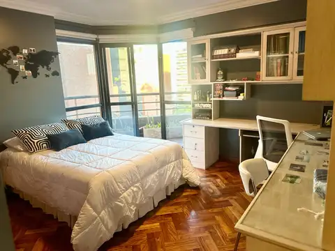 Departamento en Venta de 4 dormitorios