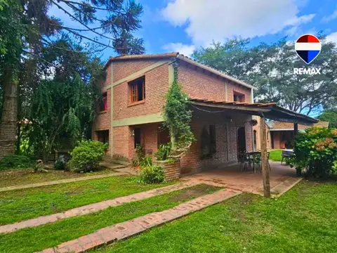 CASA VENTA SAN LORENZO 3 DORMITORIOS CON PILETA
