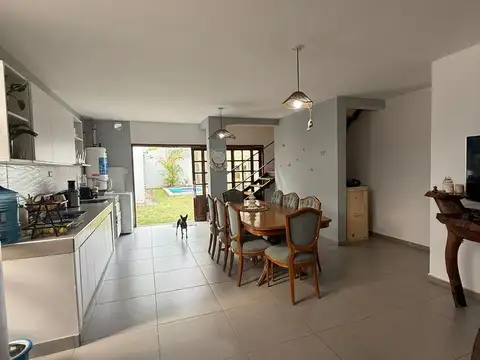 VENTA DE PH, 2 UNIDADES - ARGUELLO, ZONA LASALLE