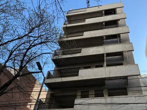 Venta Departamento 3 ambientes   -  Riglos al 400 - Caballito