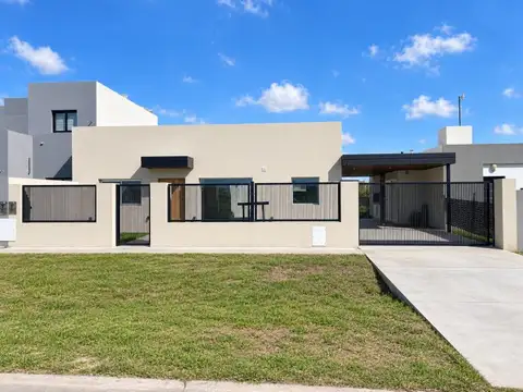 Casa en venta, 3 dormitorios, La Yerra 3000, Barrio Don Mateo. Funes